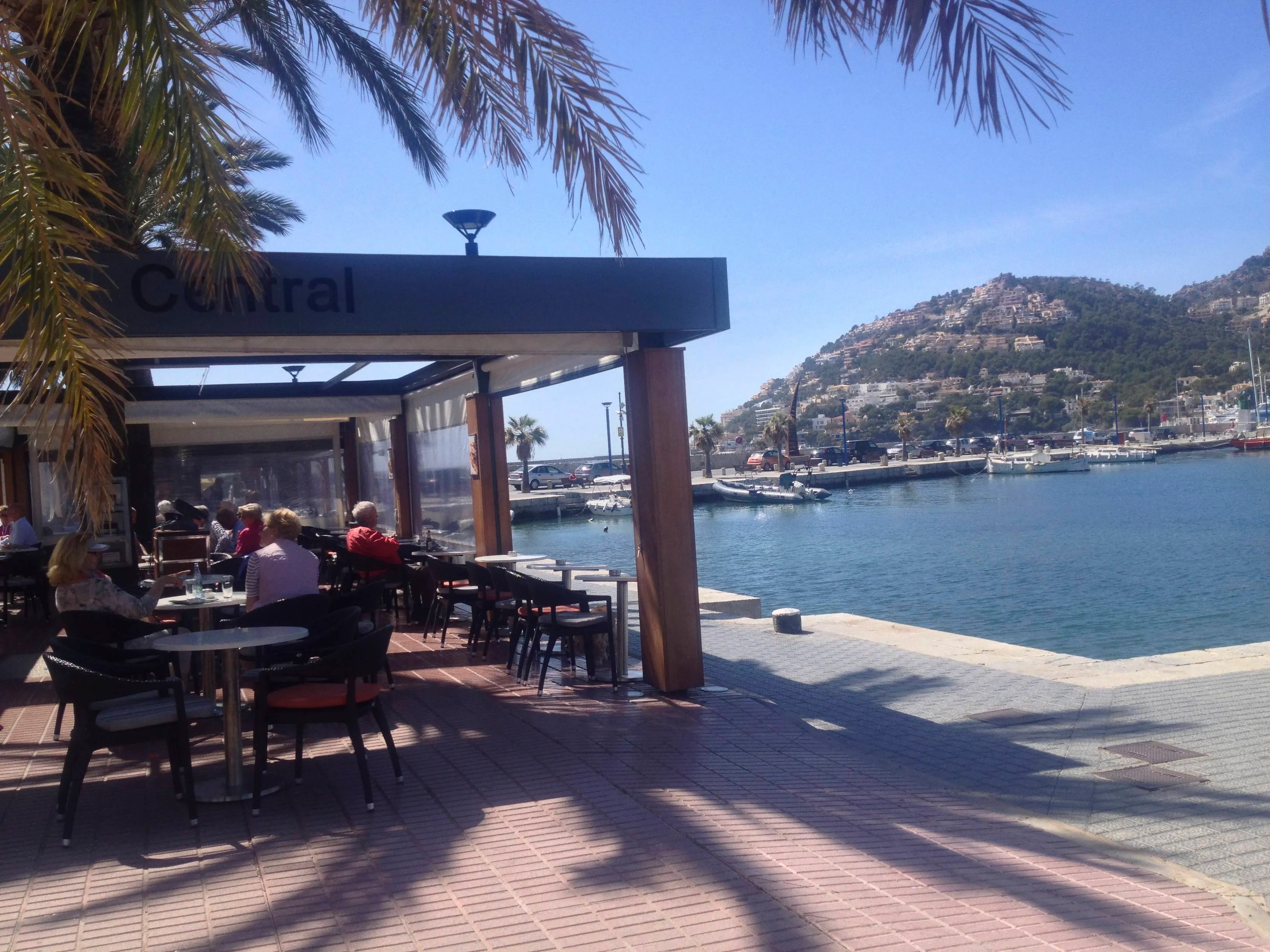 Lunch in the sun in Port d'Andratx
